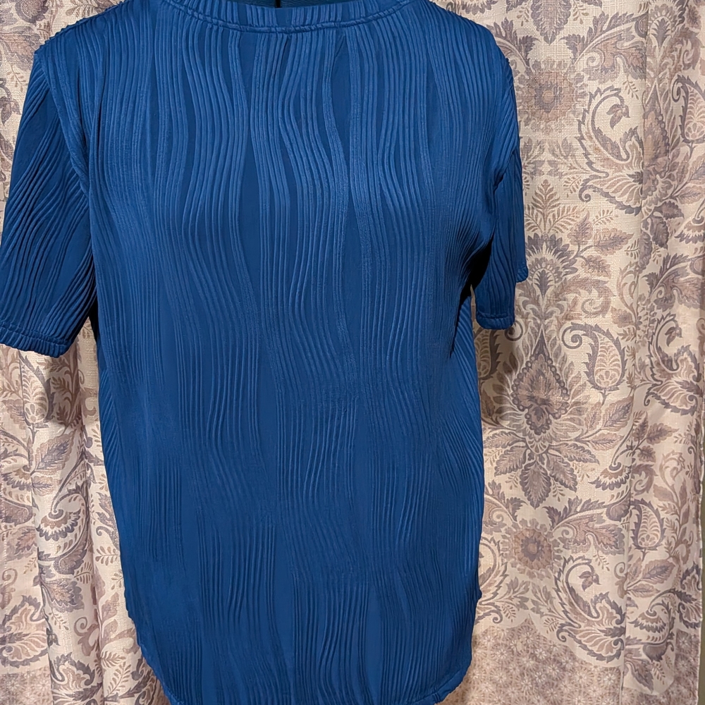 Elegant Blue Women's Top